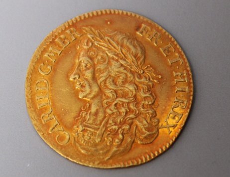 Hammer falls at £22,000 on rare Cromwellian coin