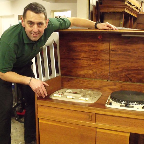 Mid-Century Modern furniture brings in the bids at Cuttlestones…