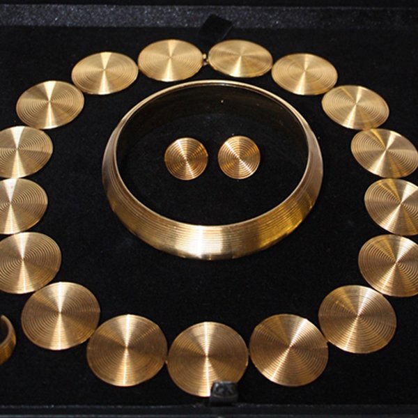 Going for gold: Why now’s a great time to cash in and sell your gold at auction